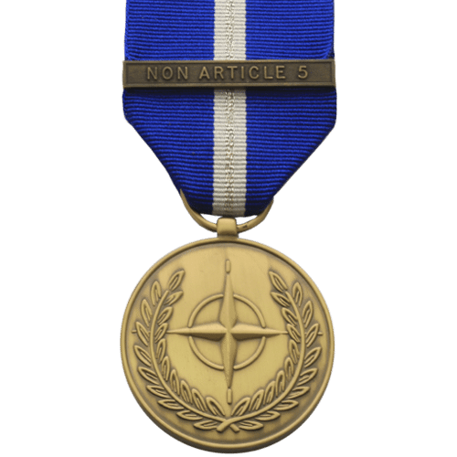 US NATO Medal for former Republic of Yugoslavia Lapel Pin Ribbon als Miniatur 