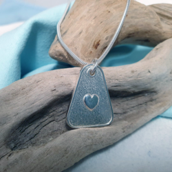 Wonky Heart silver pendant