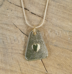 Wonky Heart gold-plated pendant