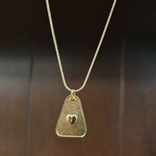 Wonky heart gold-plated pendant from Bigbury Mint Jewellery